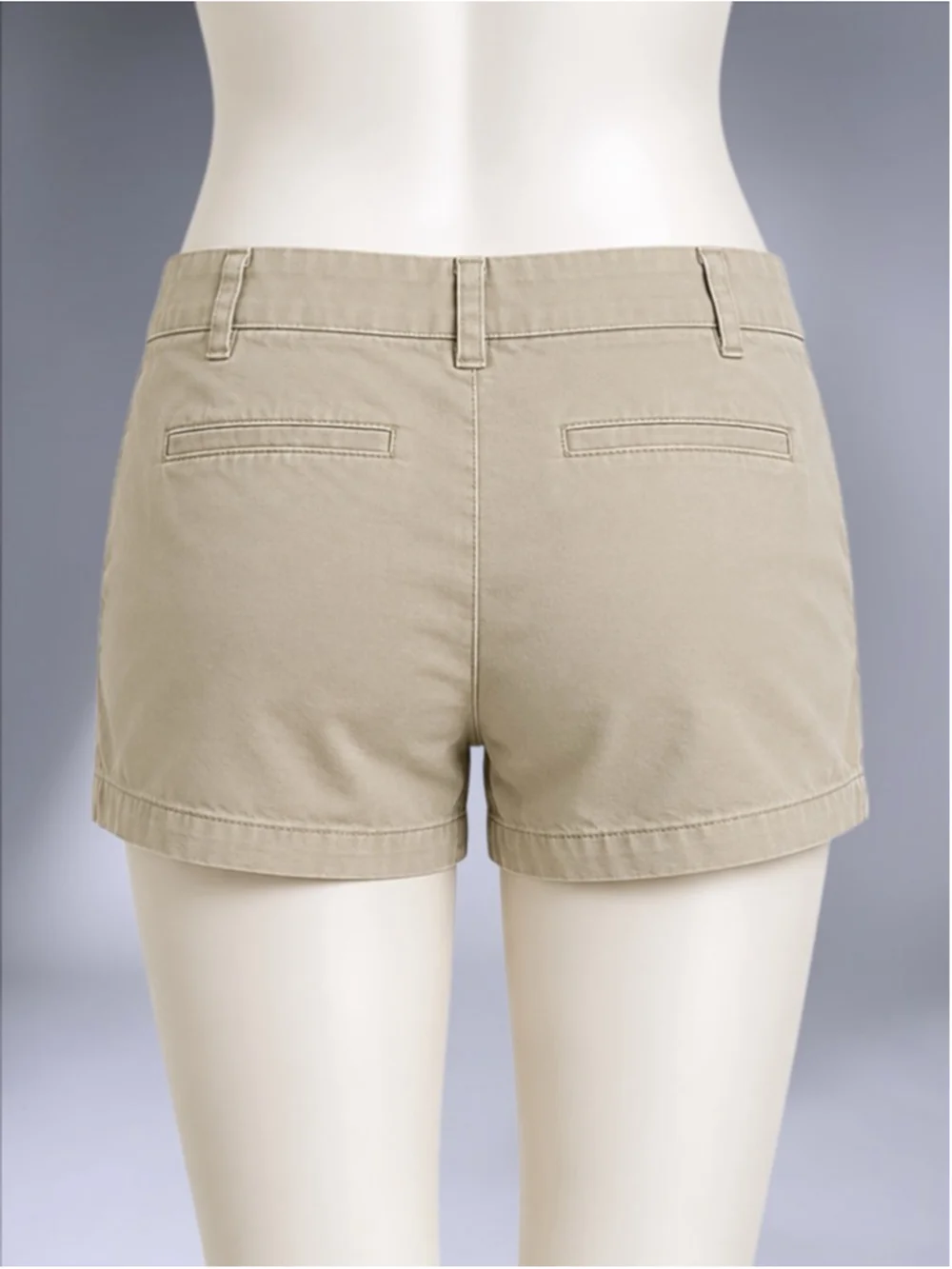 Merona Women’s Khaki Chino Shorts – Size 6